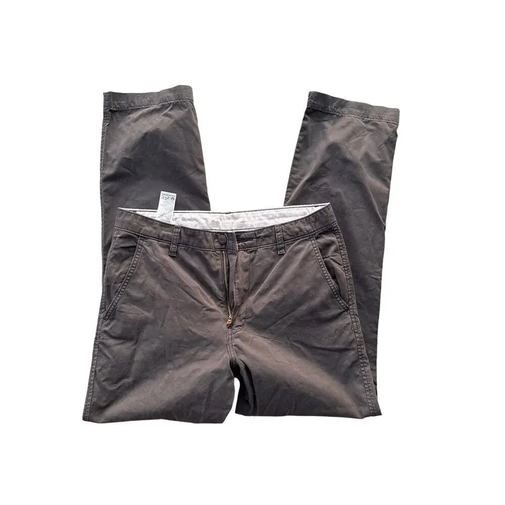 Levi’s Premium Chinos Men’s 31x32 Relaxed Fit Straight Leg Dark Grey 100% Cotton